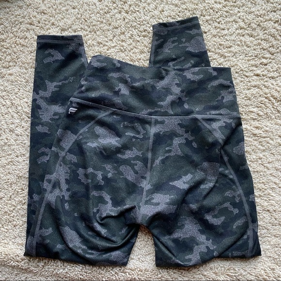 Fabletics leggings - Picture 6 of 6